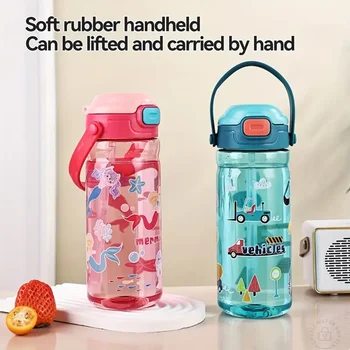 600ml children's plastic sippy cup Cartoon student water bottle with straw and lid portable drink cup Christmas gift