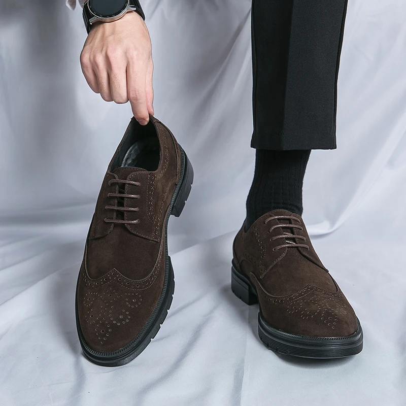 Men Oxford Shoes Comfort Suede Leather Shoes Vintage Slip-on Classic Casual Men Solid Color Wedding Male Lightweight mens shoes