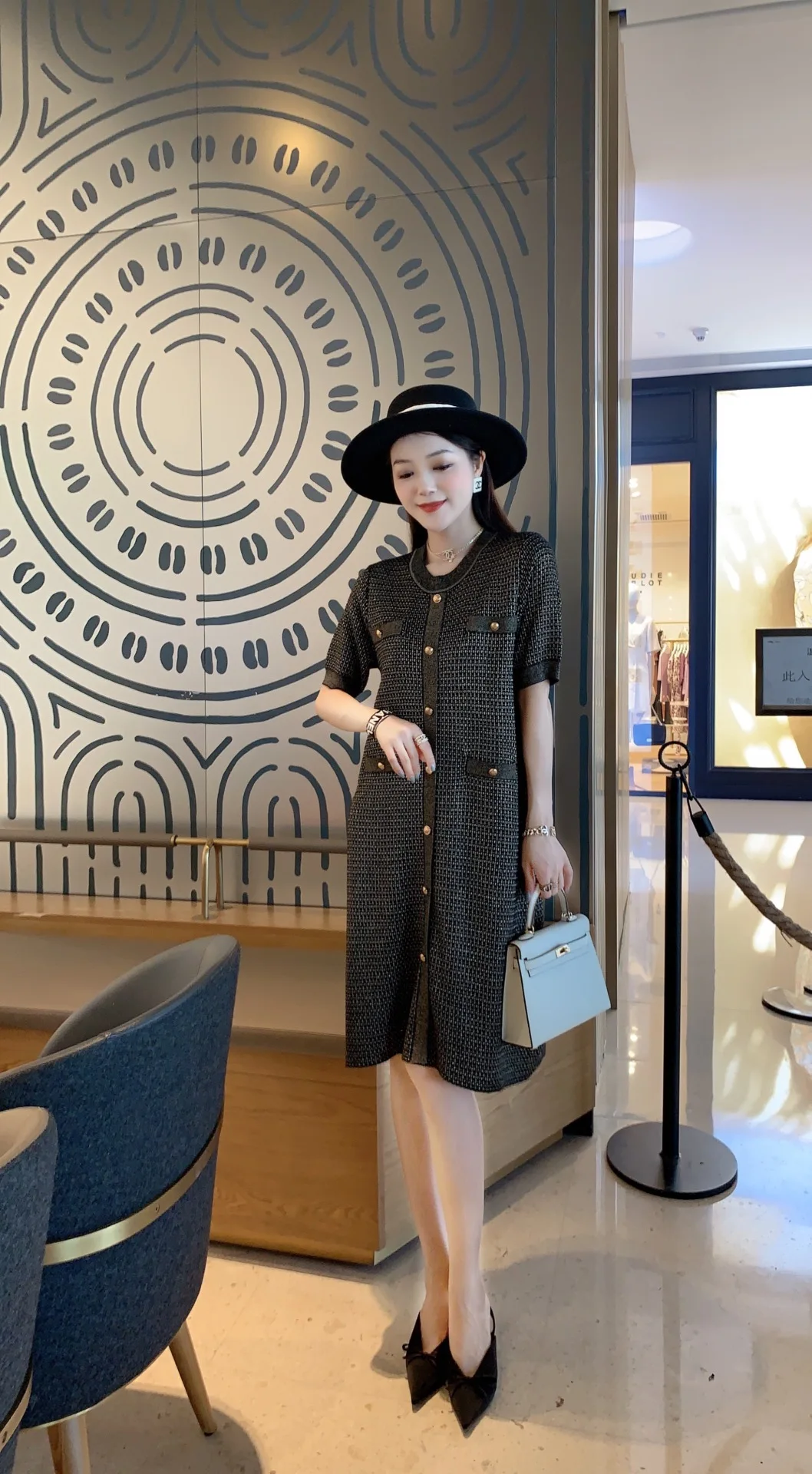 

2023 Spring/Summer Fashion New Women's Clothing Contrasting-color dress 0814