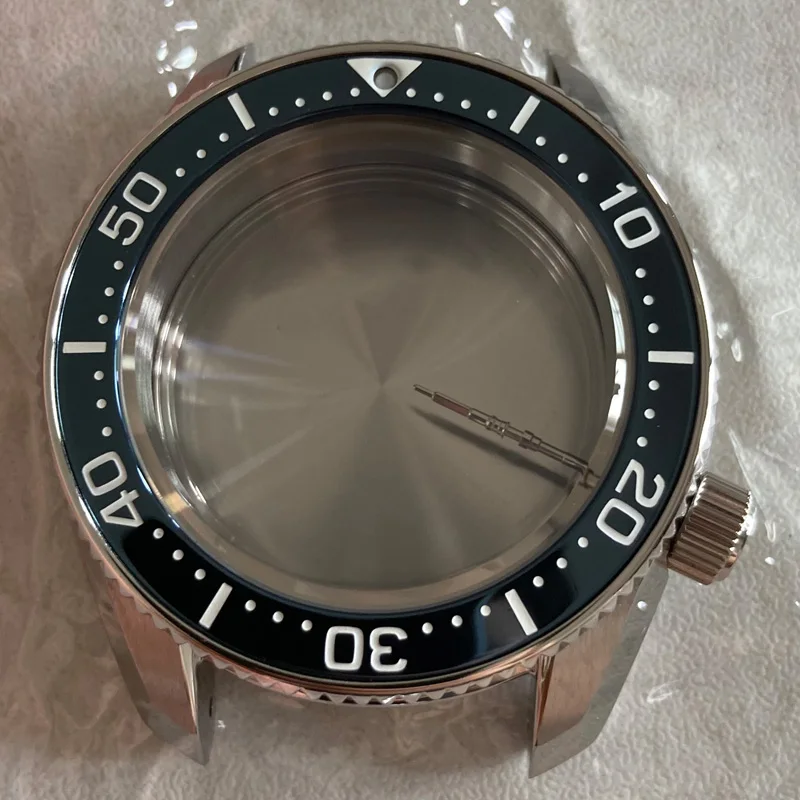 

Watch Modify Parts Solid 42mm Stainless Steel OEM SPB185J1/187J1/240J1 Case Sapphire Fit NH35/36 Automatic Movement