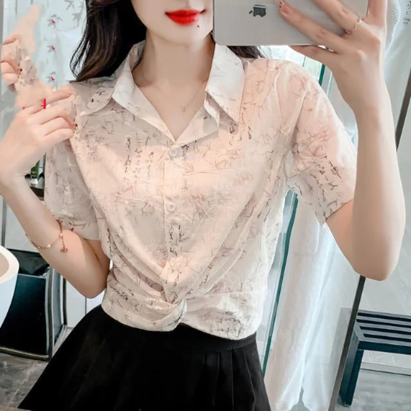 Minimalist Commuter 2024 Summer New Women's Blouse Polo-Neck Button Elegant Korean Loose Sweet Short Sleeve Printed Shirt Tops