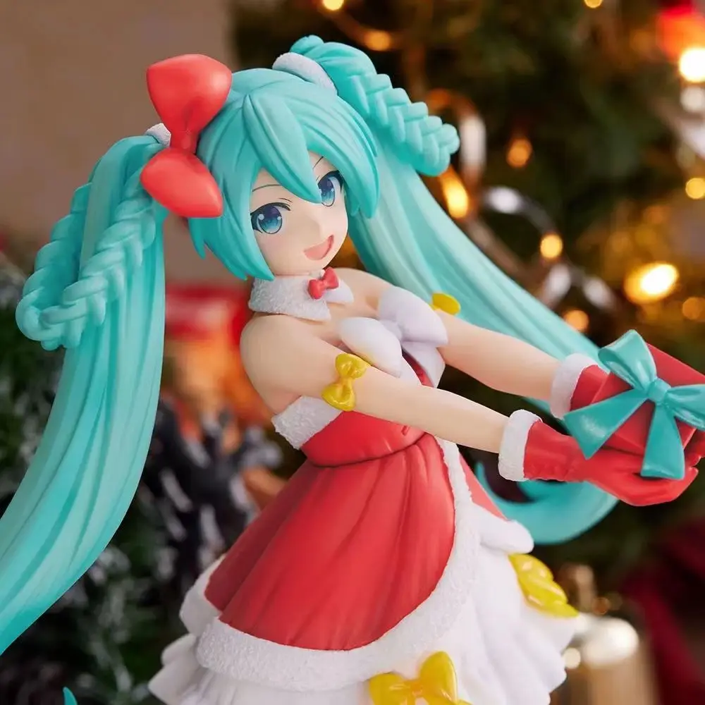 S7bd8e0e93fc2444787e78f9c1bd0bd1de - Hatsune Miku Figure