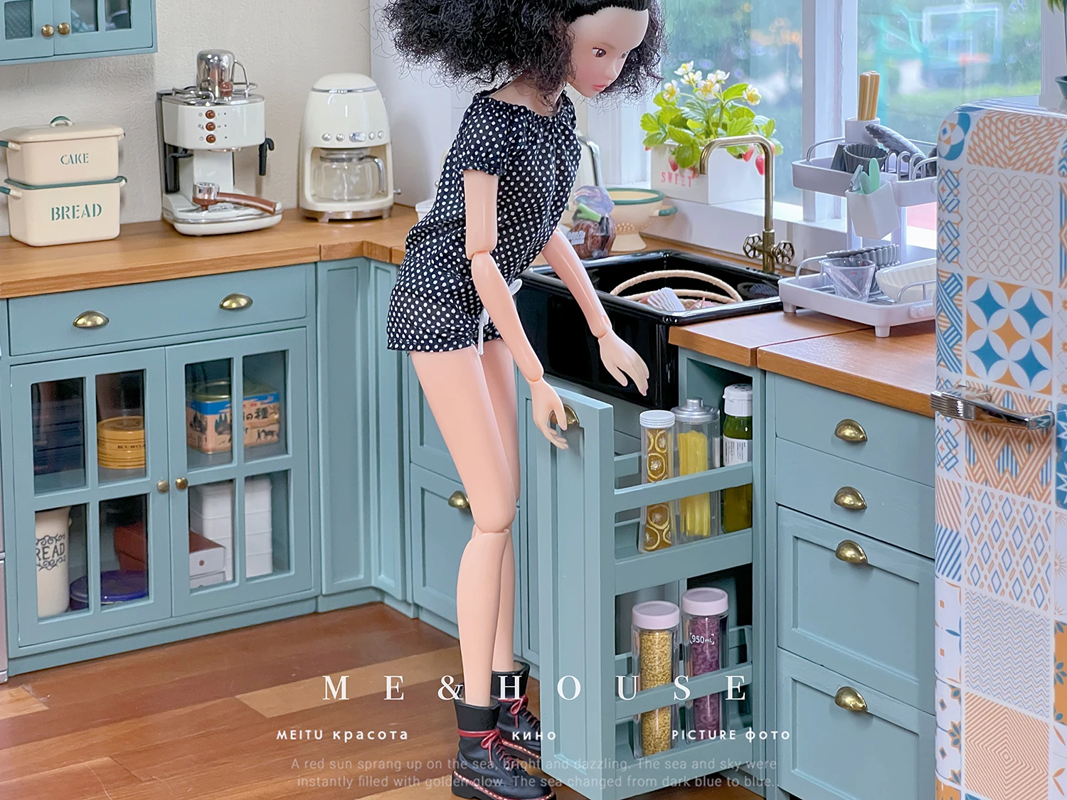 1/6 bjd ob11 miniature dollhouse furniture Mini model Kitchen cupboard set（Hanging cabinet is not included） 5