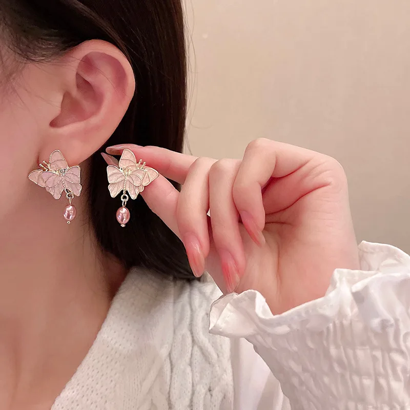 Stylish Pink Full Diamond Butterfly Earrings Comfortable For All