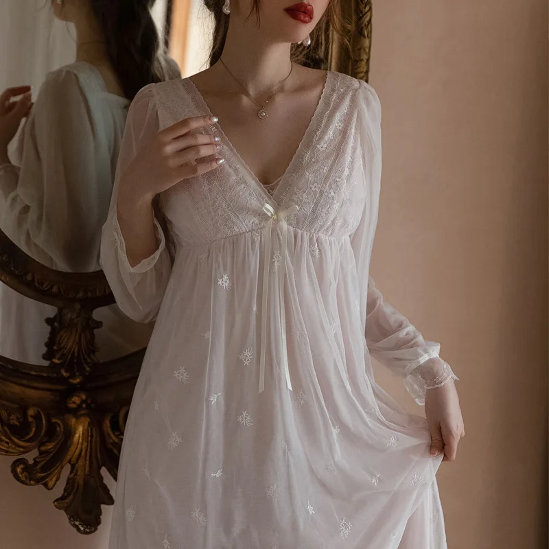 

Female Long Nightgown Summer New Fairy Mesh Sleepwear Sexy V-Neck Lace Bathrobe Nightdress Palace Style Princess Home Dress