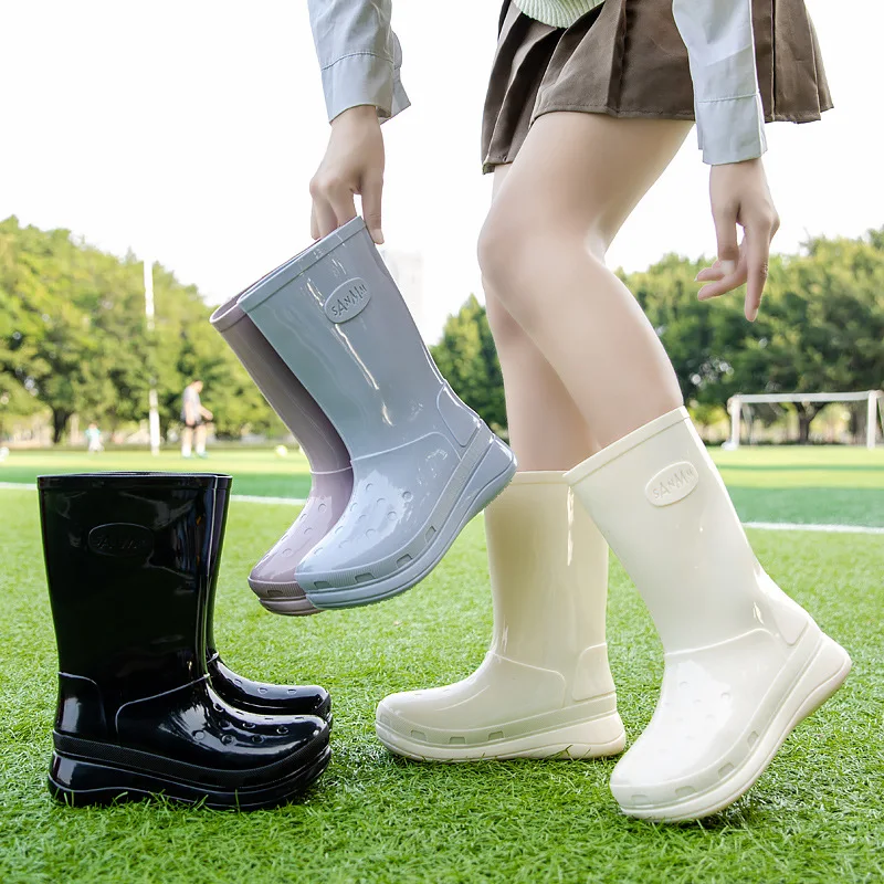 Botas de lluvia de tubo alto para mujer, zapatos impermeables para  exteriores, antideslizantes, 2023 - AliExpress