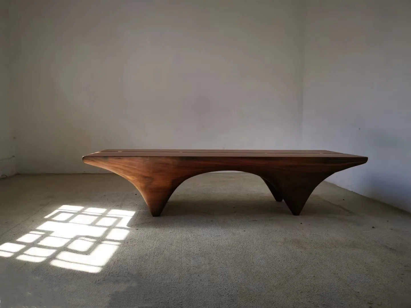 Homestay retro solid wood coffee table creative original wooden pier, quiet bench designer,