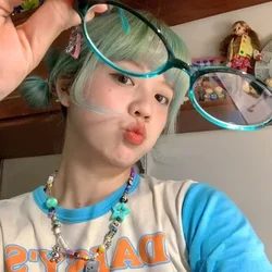 Anime - Inspired Kamishiro Rize Cosplay Red Half - Frame Glasses Accessory (Gradient Green Oval)