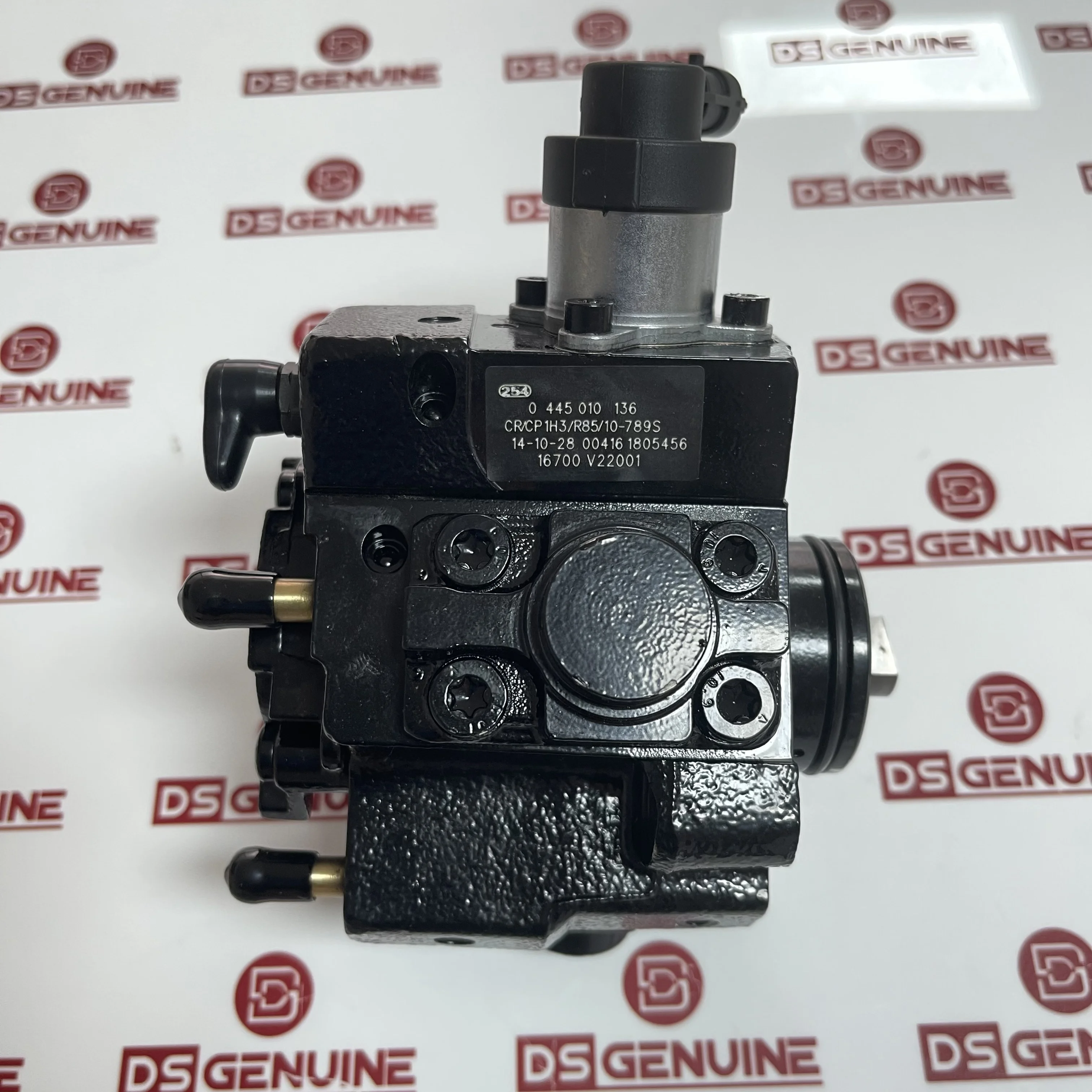 Genuine  Engine ZD30 fuel injection pump 0445010136 16700VZ20E 0445010195 1620783189 genuine fuel pressure regulator ssangyong gasoline engine e23 e28 e32 e36