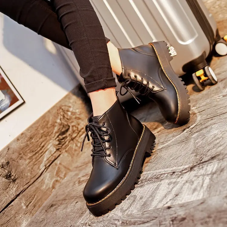 

Factory Direct Classic Men boots shoes Black Leather Men Casual Motorcycle leather boots with high quality