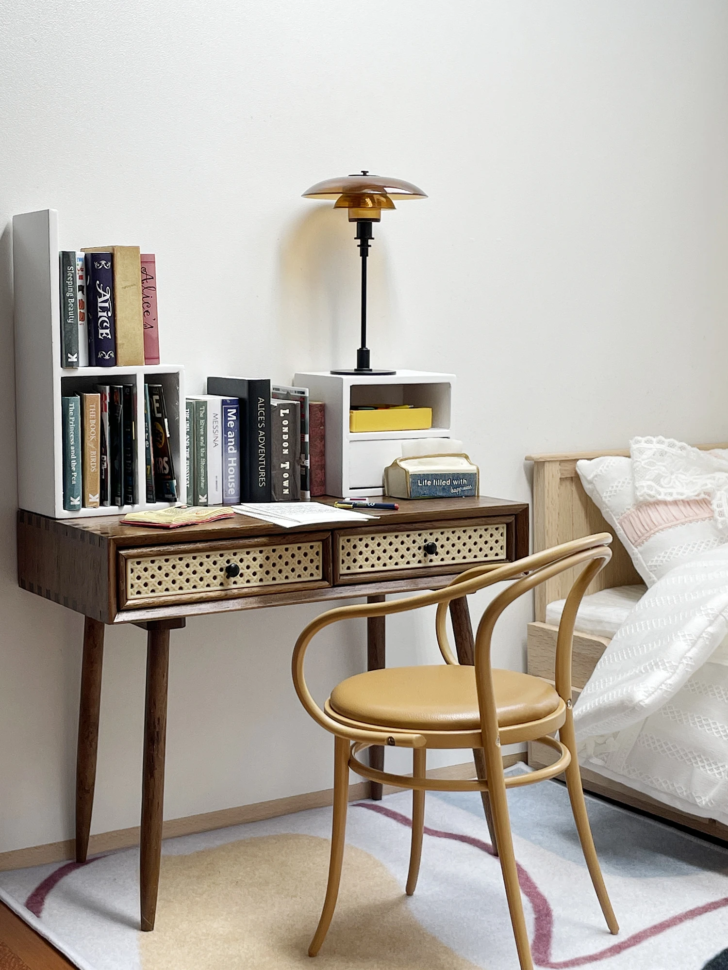 1/6 doll house model furniture accessories mini model Specially made dining chair/armchair 4