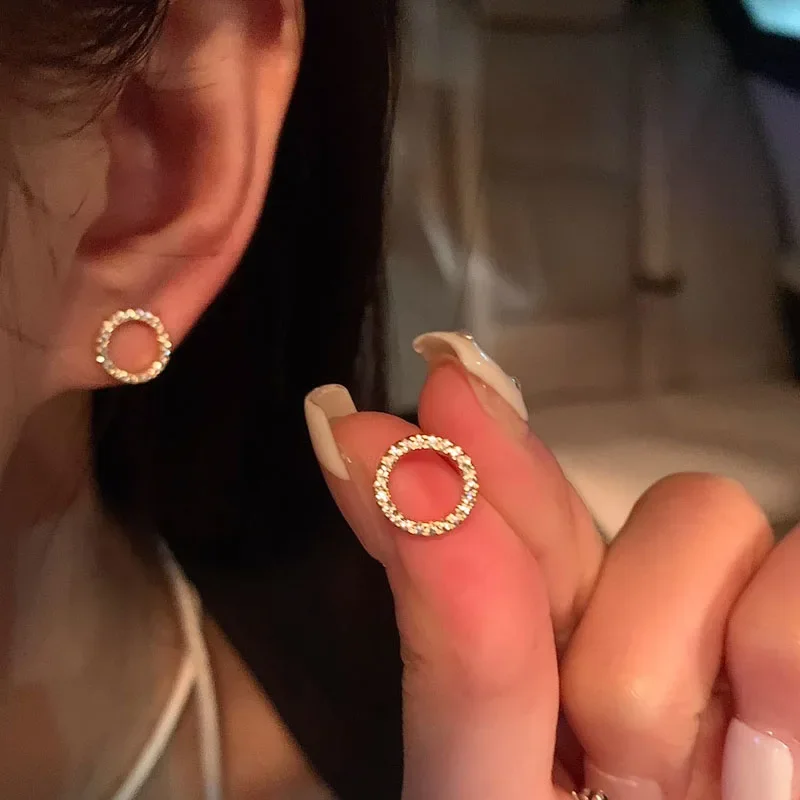 Delicate Small Circle Stud Earrings for Women Korean Fashion