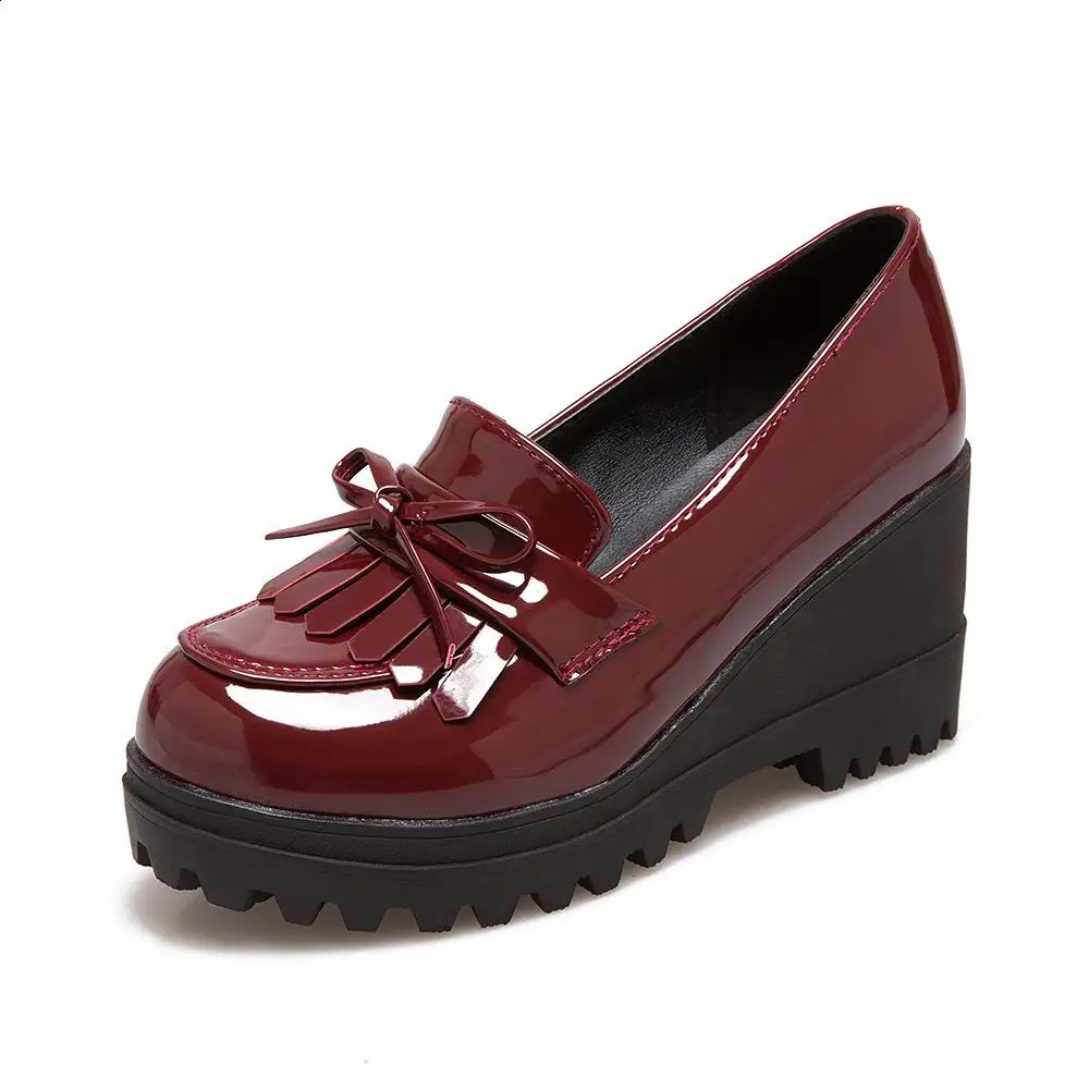 Women Shoes Autumn Female Footwear Casual Sneaker Bow-Knot Round Toe Fringe Fall Summer Dress Big Size New Butterfly Tassel Leis 3
