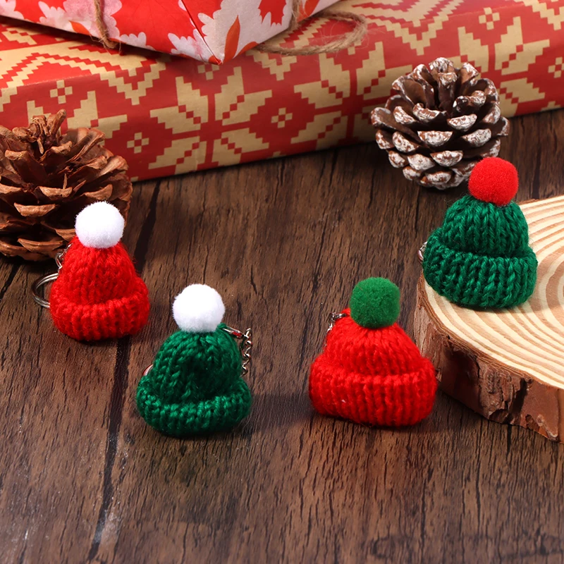 

4Pcs Knitting Hat Keychain Christmas Keyring Decor Gift Bag Car Charms Pendant Kids Pretend Play Toys