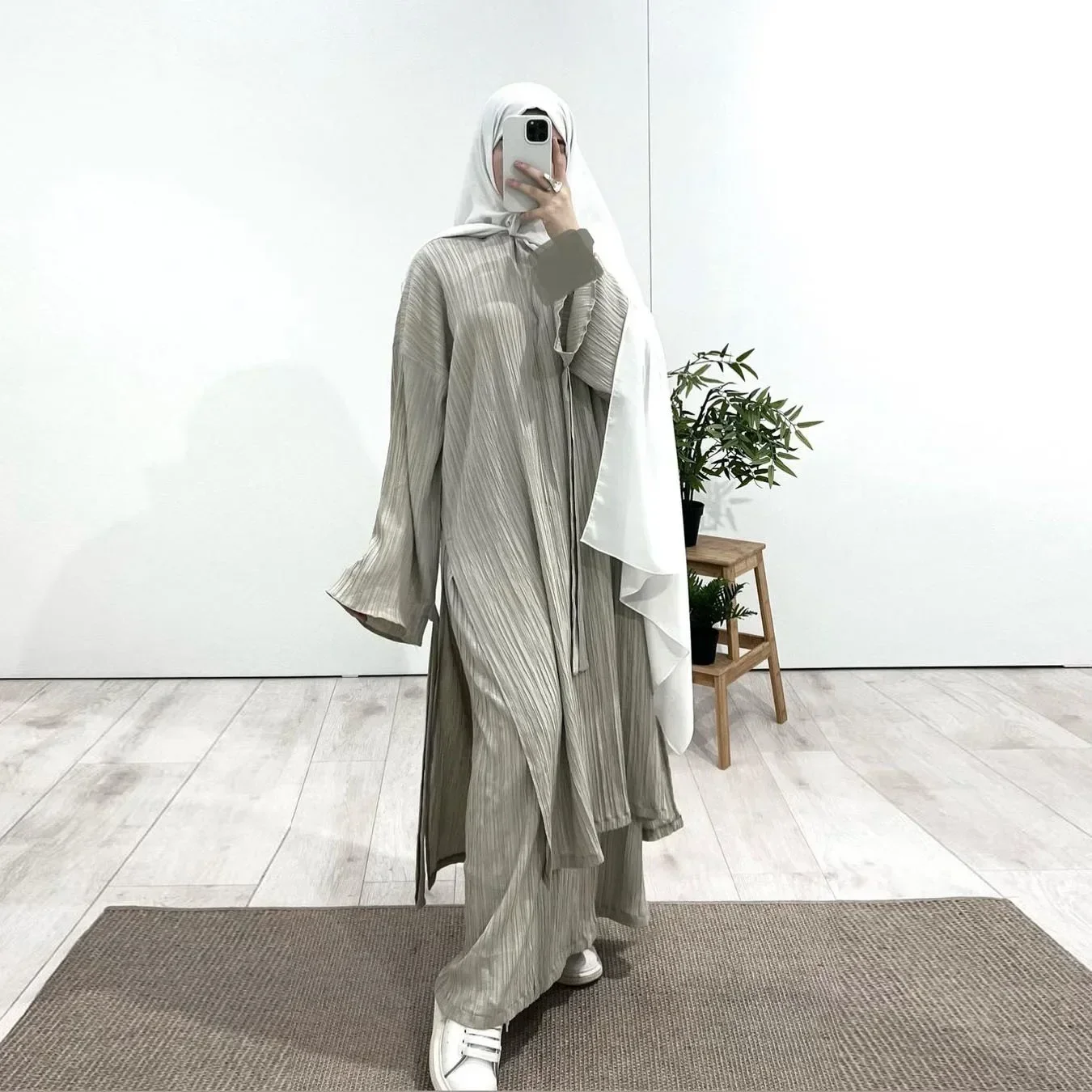 Ensembles de robes modestes pour femmes musulmanes arabes 2026 – Robes plissées à manches longues mi-longues avec jupe assortie – Vêtements islamiques Abaya 7
