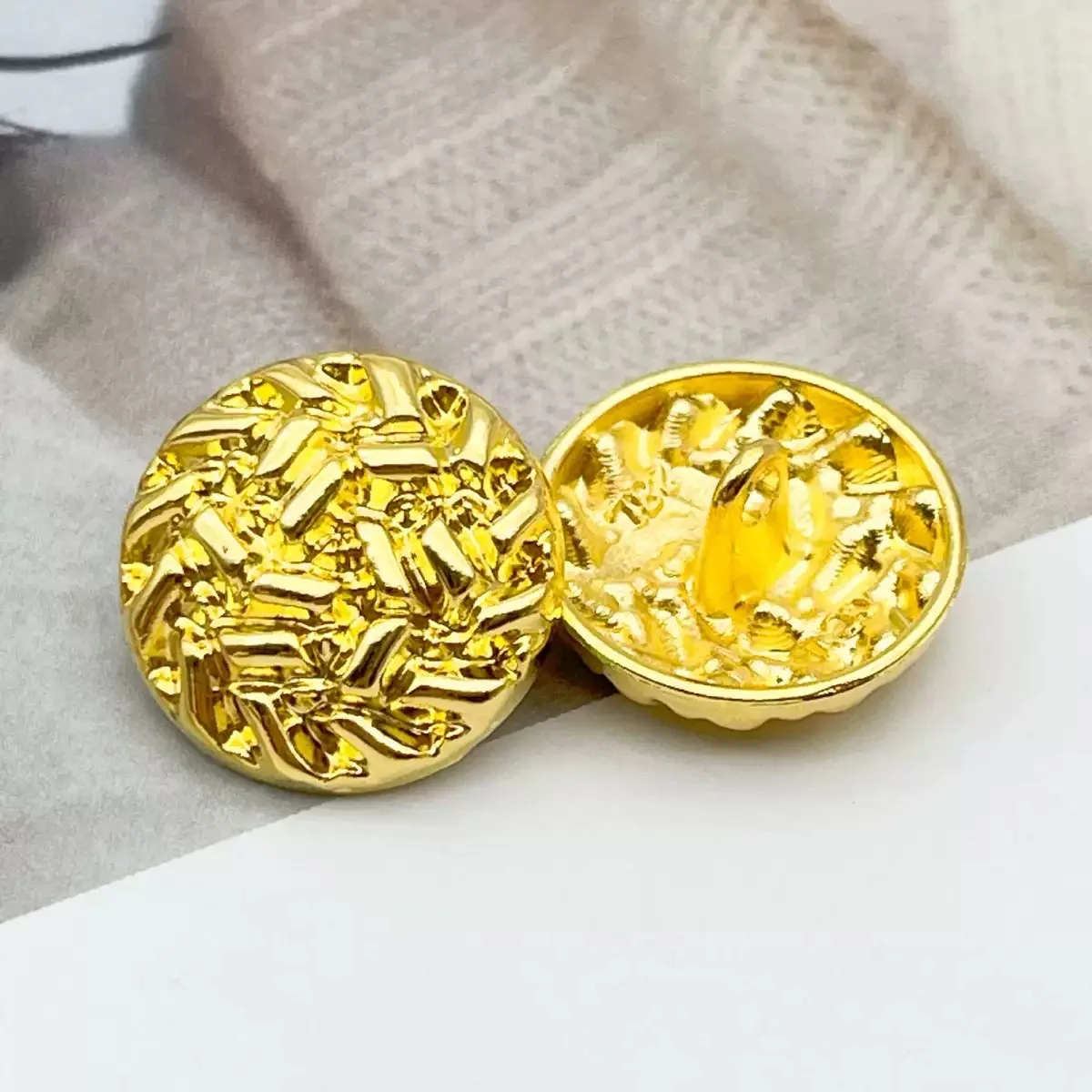 18/20/23/25mm Gold Silver Black Vintage Round Metal Button For Clothing Handmade Sewing Coat Buttons DIY Accessories 5