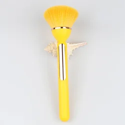 Luxurious Fluffy Makeup Brush (Yellow)
