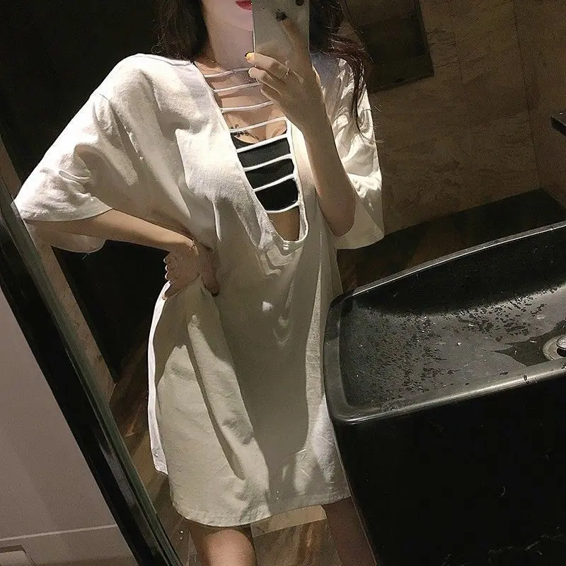 Short-sleeved T-shirt Women Mid-length Fashion Hollow Half-sleeve Heart Big Size Loose Thin Sexy Backless Fashion Brand summer