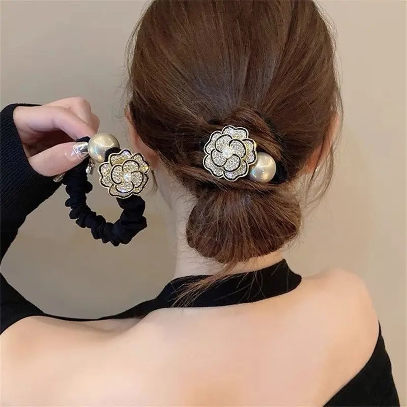 Mode Perle Kamelie Pferdeschwanz Gummiband Haarband Elegante Damen Haar Seil Party Zubehör Mädchen Kopfschmuck Haar Zubehör – Detail 1