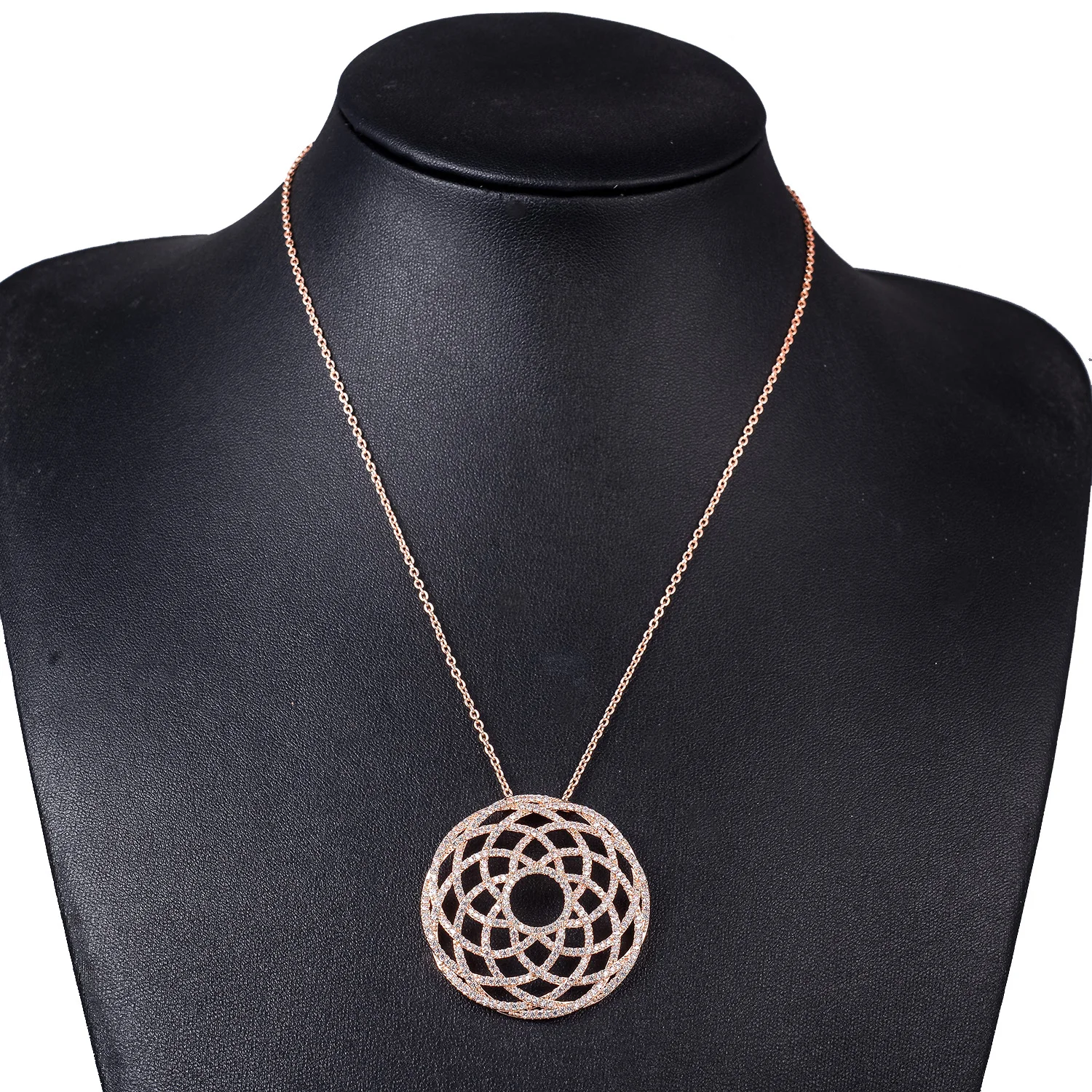 Design Large Pendant Round Female Elegant Banquet Temperament Wife Gift Atmosphere High-End