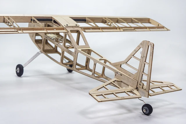 Kit De Avión RC De Madera Balsa T05 Vogee-08 – Envergadura 820 Mm, Peso 450g, Montaje Fácil, KIT Sin Electrónica