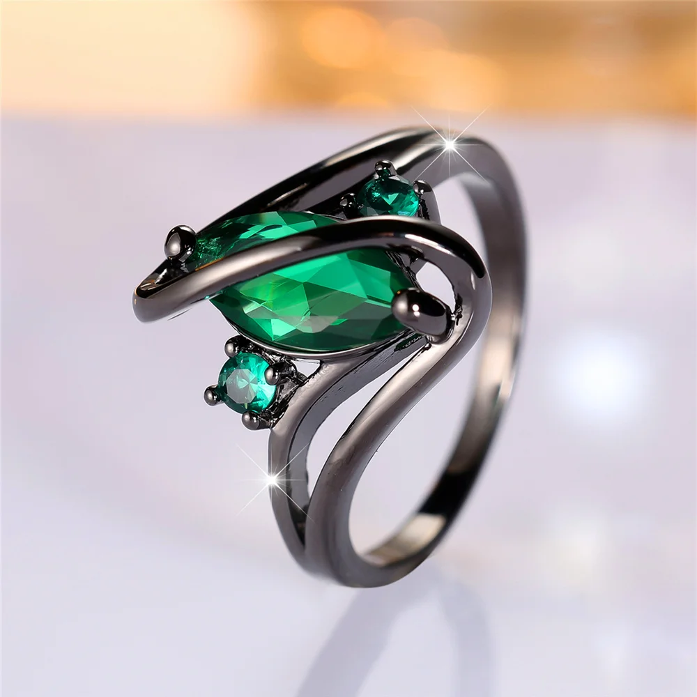 Trendy Cute Female Green Zircon Stone Ring Vintage Fashion Black Gold Color Wedding Jewelry For Women