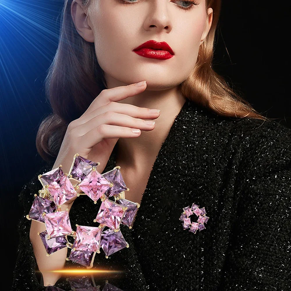 

Christmas Square Crystal Stone Pin Many Styles White Gradient Rhinestone Snow Metal Brooch for Christmas Decorations