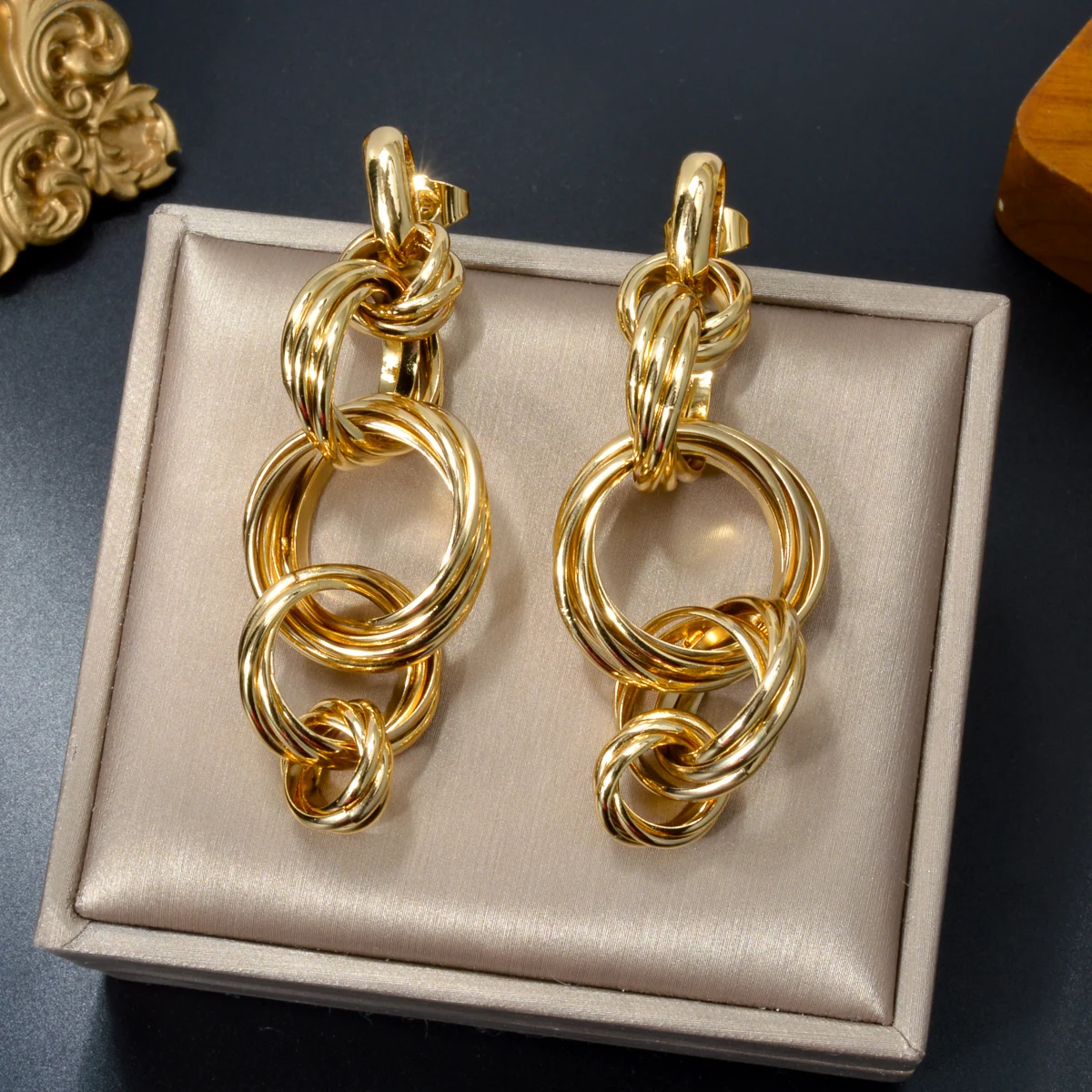 18K (saudi gold) サウジゴールドピアス 18K (saudi gold) (本物