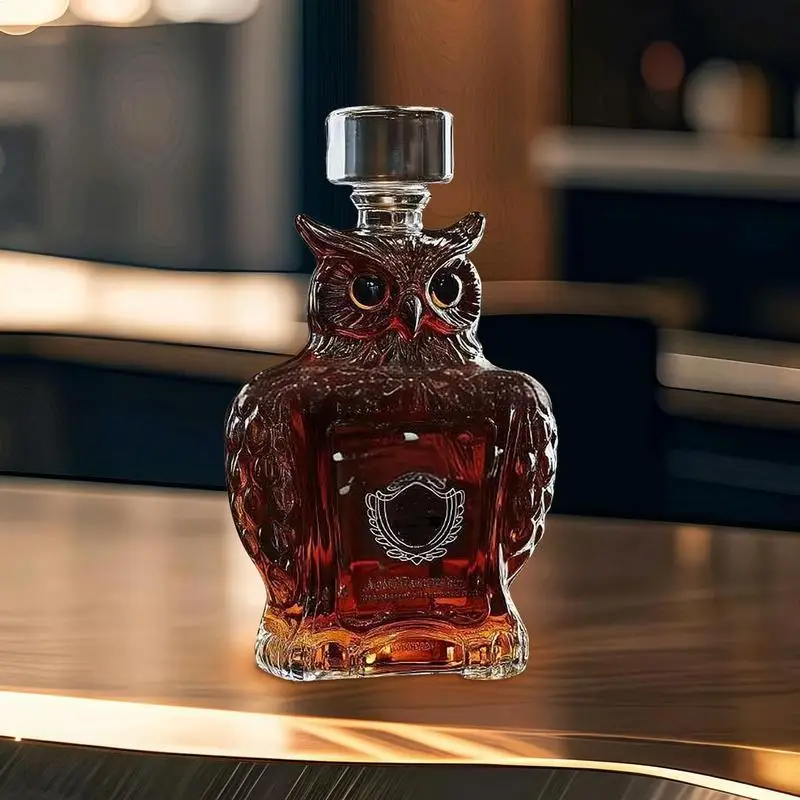 Elegant Animal Statue Whiskey Glass Decanter