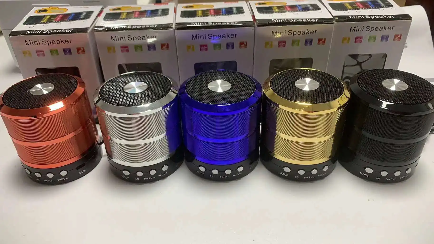  Bluetooth Speaker, Portable Speaker, with Hi-Res Audio, Extended Bass and Treble, Wireless HiFi Speaker 