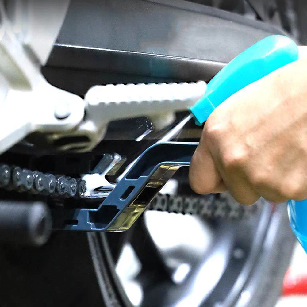 Motorcycle Chain Cleaner Bicycle Chain Cleaning Dirt Brush Bike