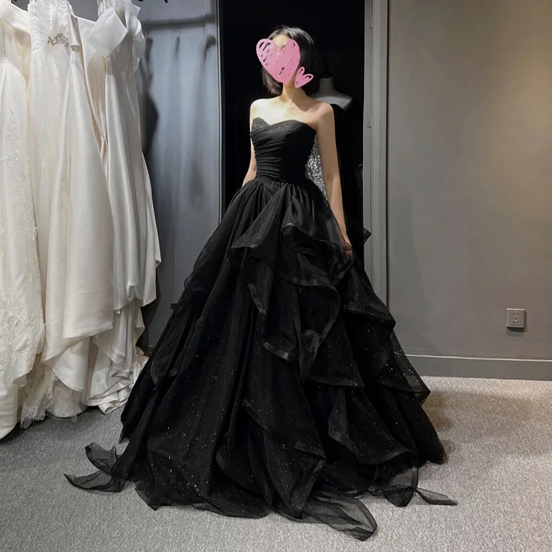 

Black Elegant Strapless Celebrity Dresses 2023 New Sequin Tulle Tiered Ball Gown Sleeveless Slim Fashion Prom Evening Gowns