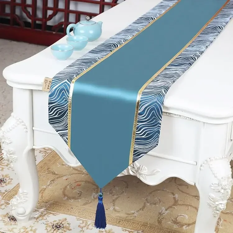

Golden Wave Pattern Table Flag European Satin Tassel Coffee Table Long Towel Cabinet Wedding Celebration Decorative Tablecloth