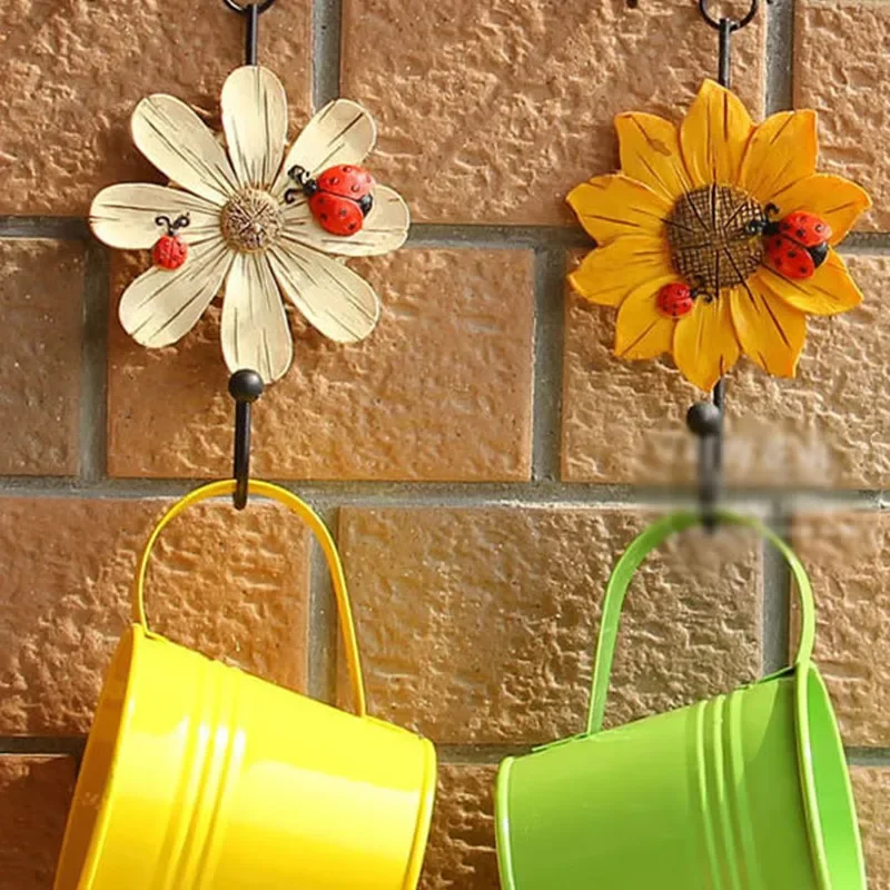 Creative  Flower Hook Wall Resin Hanger Daisy Hook Chrysanthemum Coat and Hat Key Hook Home Decoration 3