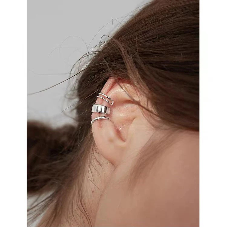 Silver Minimalist Double Layered Personality Clip Earrings