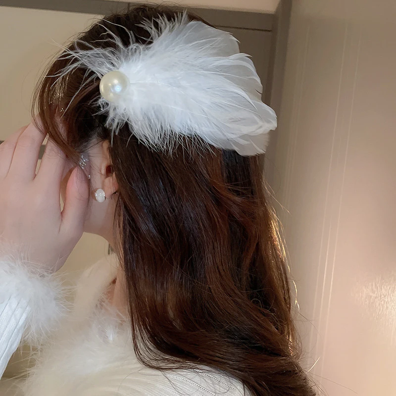 

Female French Hauteur Hair Accessories Feather Pearl Hair Clips Temperament Bb Clip Super Fairy Elegant Niche Versatile