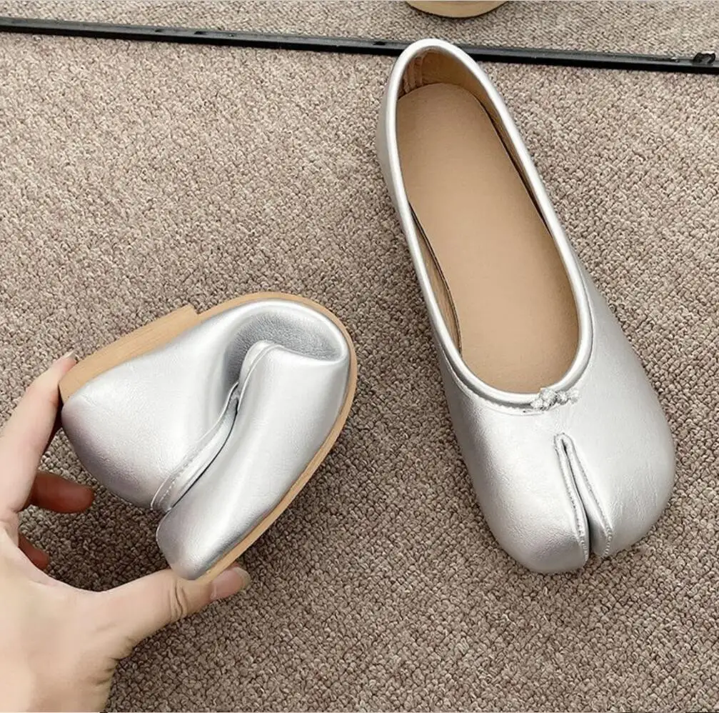 Japanese Style Tabi Ninja Shoes Women Cozy Leather Flats Split Hoof Toe Loafers Femme Mary Jeans Mocasines Ladies Ballerina Shoe 4