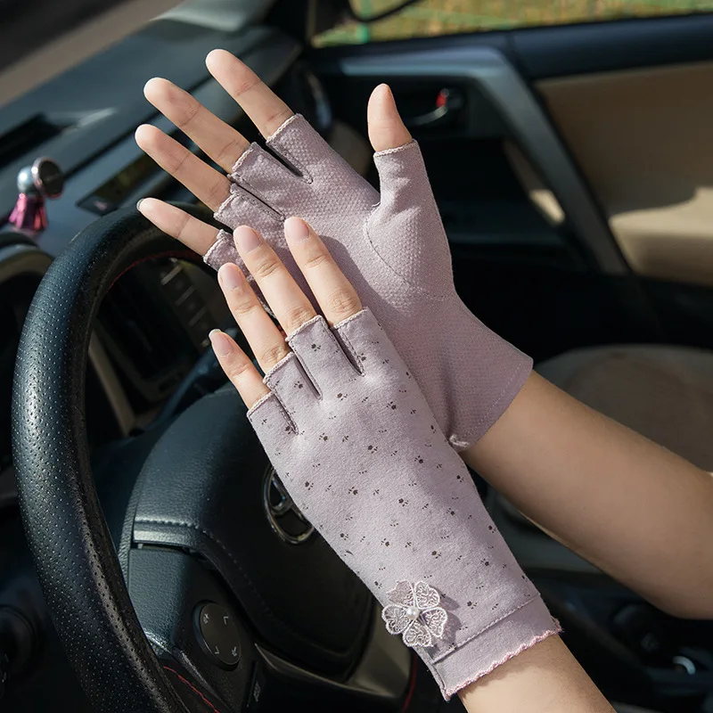 1 Pair of Sunscreen Thin Armor Gloves Cotton Lace Butterfly Protective Gloves Half Finger Multifunctional Outdoor Cycling