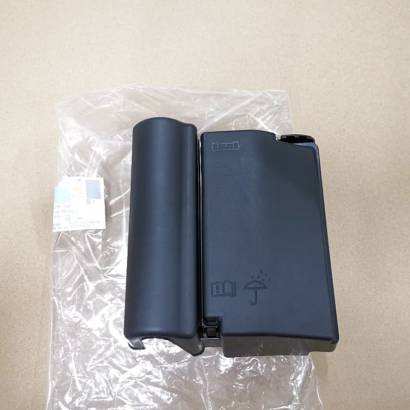 5C0937132A Engine Compartment Central Electrical Cover Fuse Box Protection Case For Passat B7 Beetle Jetta 5C0 937 132 A 5.