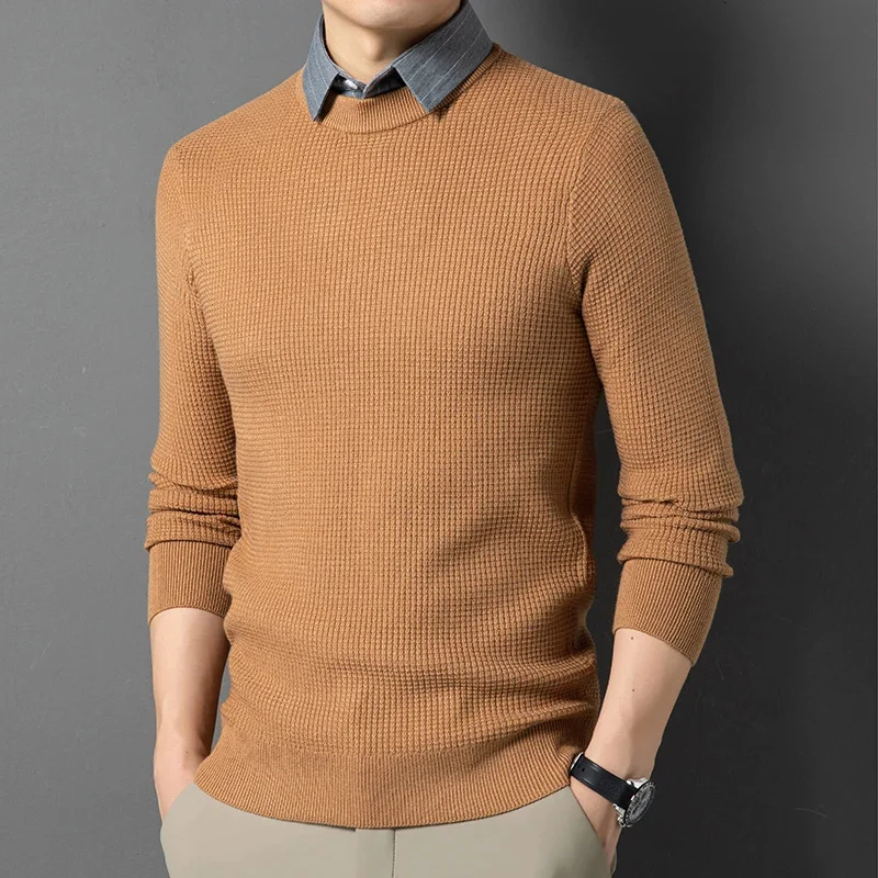 thumbnail image 1 of Suéteres falsos de dos piezas de alta gama, suéter de cuello camisero para hombre, manga larga, otoño, nuevo, color puro, parte inferior de punto grueso, 1 of 4