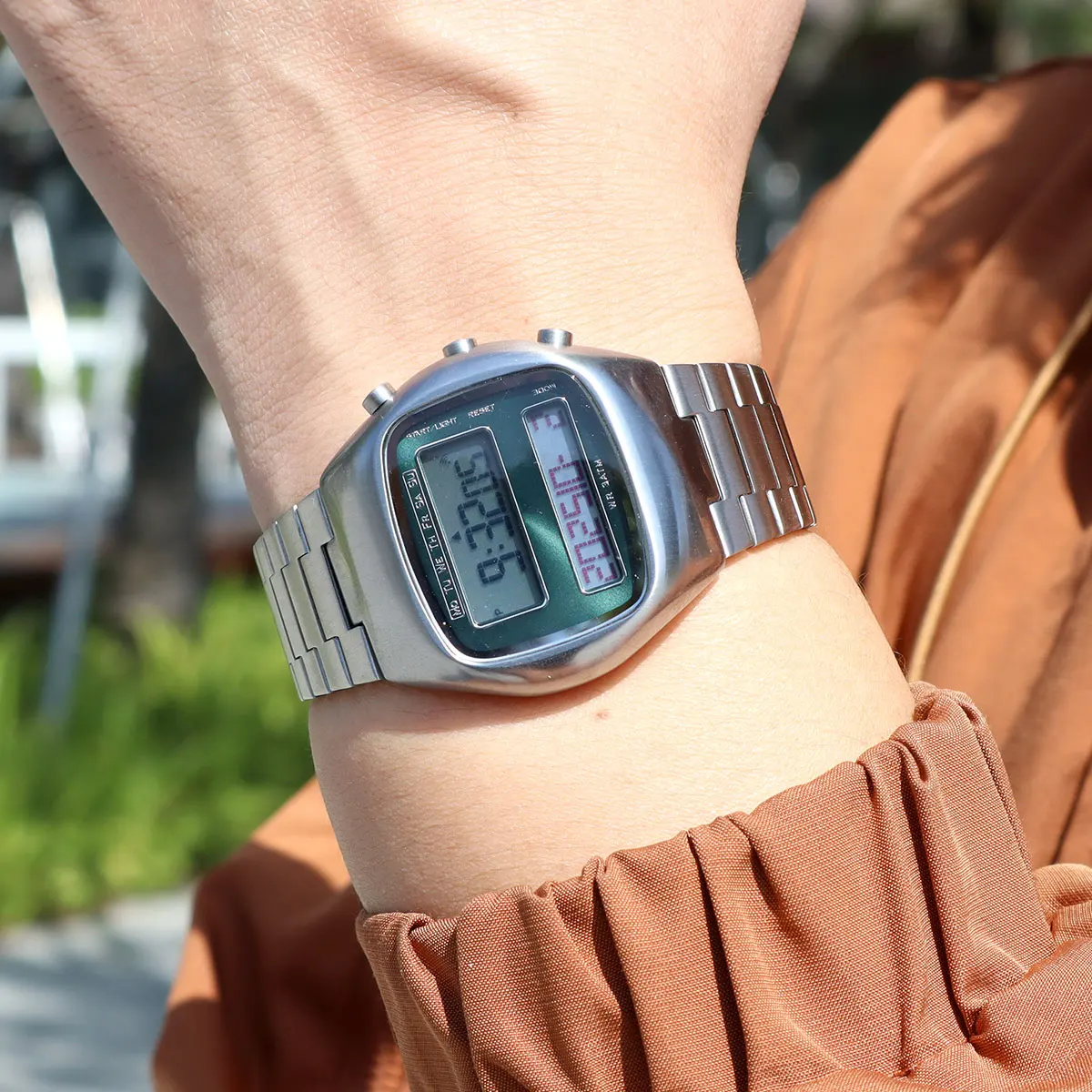 Men's Dual-Screen Electronic Fashion Watch with Luminous Backlight and Stainless Steel Band