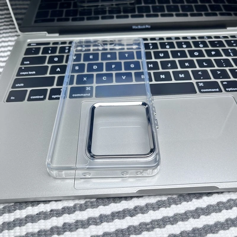 Magnetic Transparent Shockproof Protective Case with MagSafe and Bumper Design