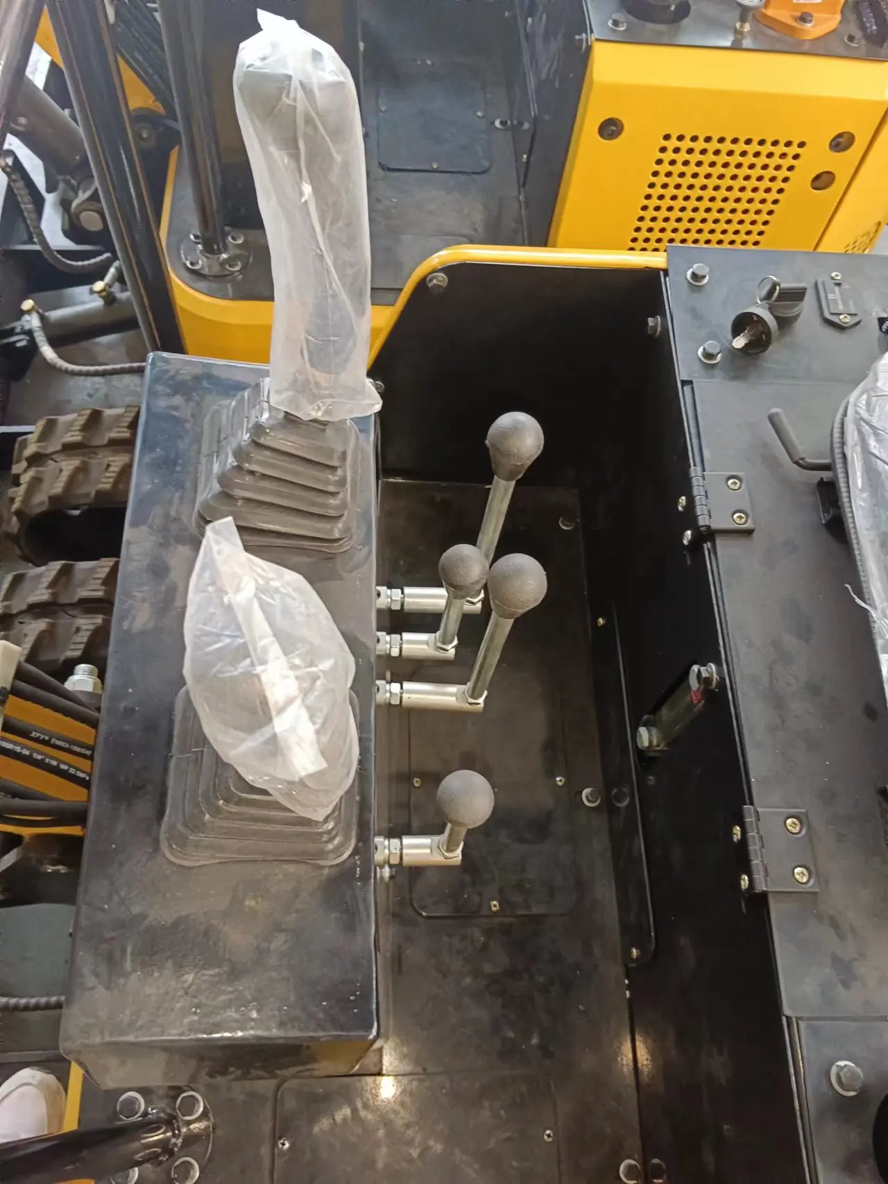 Minikoparka Konserwacja drogi 15, koparka miejska zazielenianiem, huśtawka boczna, nowa rehabilitacja wiejska, dostosowana do indywidualnych potrzeb 6 Minikoparka Konserwacja drogi 15, koparka miejska zazielenianiem, huśtawka boczna, nowa rehabilitacja wiejska, dostosowana do indywidualnych potrzeb - Image 6