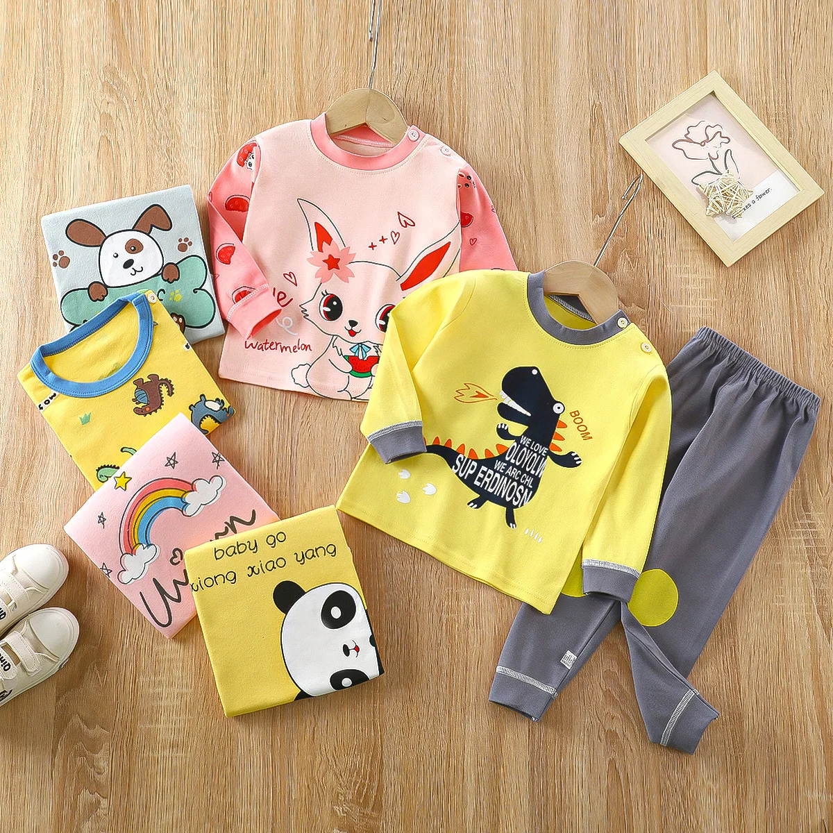 

2024 New Autumn Children Underwear Set Long Pure Cotton Boy Bottoming Clothing Girls Sweater Pajamas Children Clothing