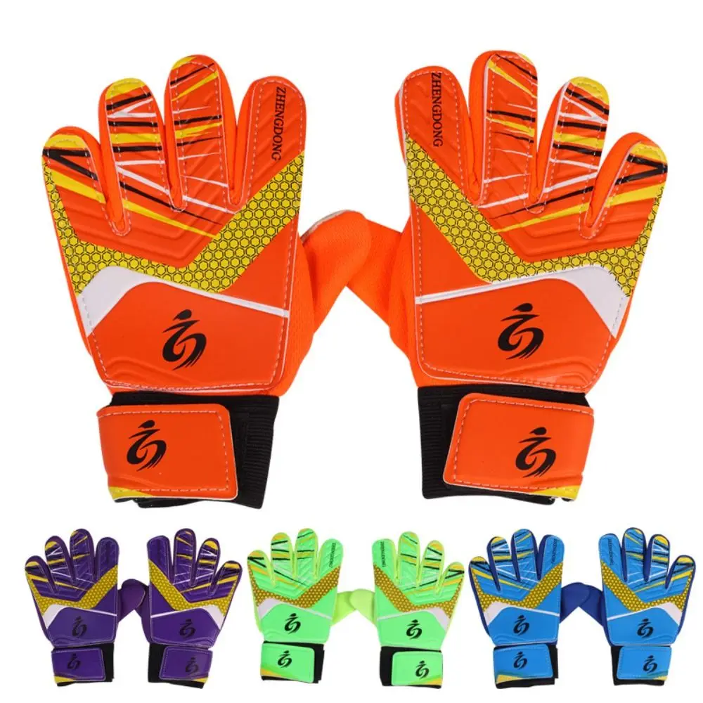 

1 pair Double Sided Latex Kids Goalie Gloves Antiskid Finger Protection Goalkeeper Gloves Wear Resistant Mesh Children