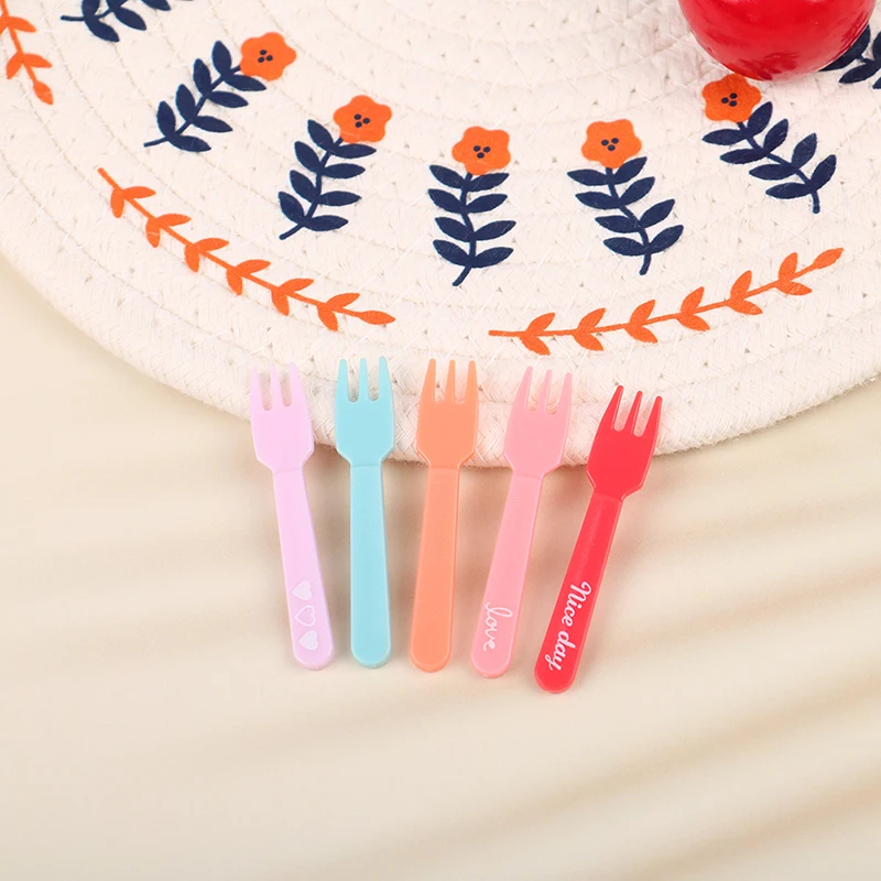 Description Picture 5 of item5Pcs Colorful Plastic Fruit Fork Mini Cartoon Children Snack Cake Dessert Food Fruit Pick Toothpick Bento Lunches Party Decor