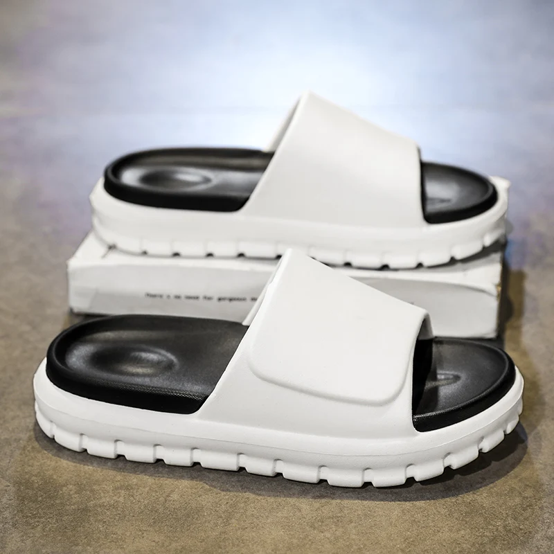 Summer New Men's Slippers Indoor Beach Sandals Outdoor Comfortable Soft Slides Flip-flops Men Women Bathroom Slippers Home Shoes — view 3