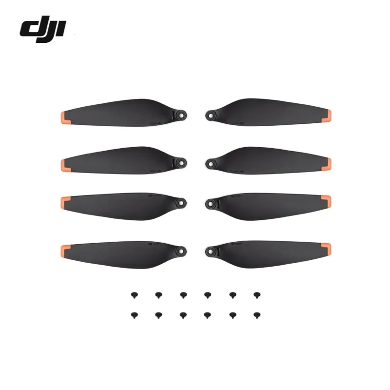 Hélices DJI Mini 3 Pro et Mini 4 Pro en action sur un drone, silencieuses et performantes, vol en extérieur