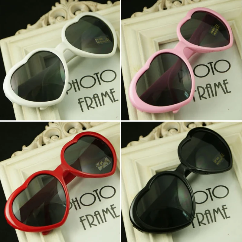 Fashion Heart Women Shaped Effects Glasses Watch The Lights Change To Heart Shape At Night Diffraction Glasses Female_voghion.com