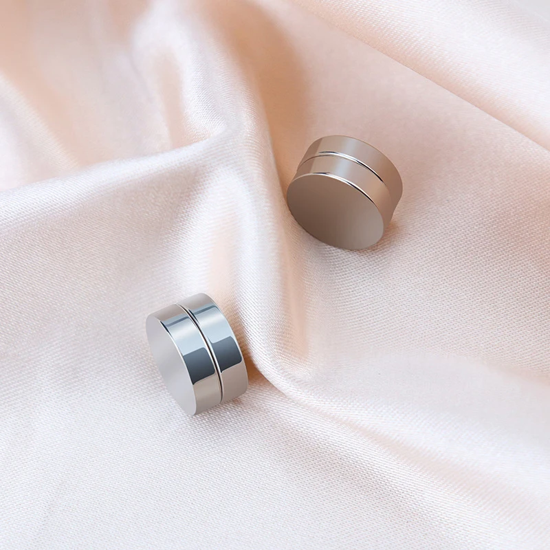Clip Earrings 1 Pairs of Magnetic Clip Earrings Stainless Steel Stud Earrings for Men Women Black CZ Magnet Non-piercing Clip Earring Set